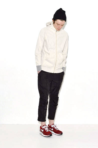 ジャケット2万2680円、パンツ2万1600円