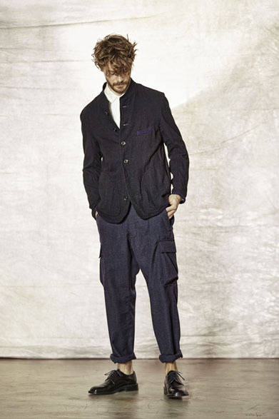 ジャケット4万2120円、シャツ1万7280円、パンツ2万7000円