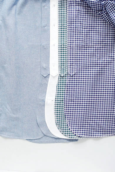 シャツ 各1万9440円