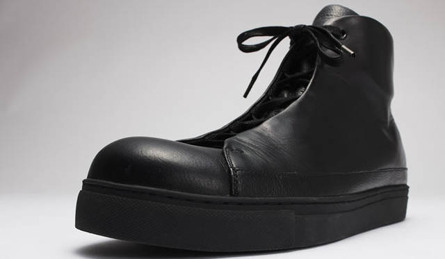 ブラックハイカット 4万5360円