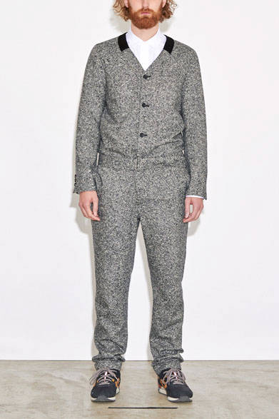 ツナギ4万9680円、シャツ1万7280円