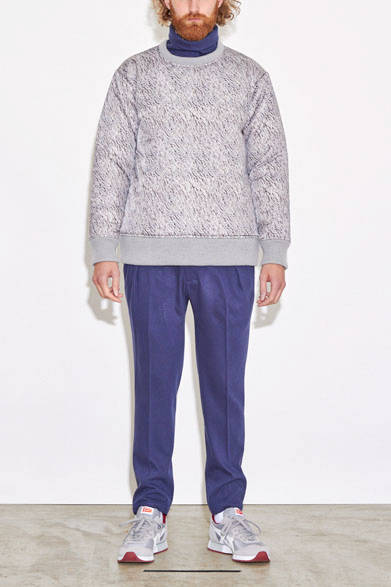 ブルゾン2万9160円、カットソー中1万5120円、パンツ1万7820円