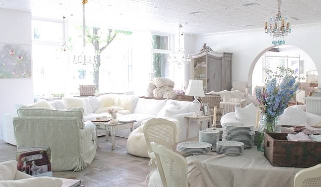 <strong>RACHEL ASHWELL SHABBY CHIC Couture｜「シャビーシック クチュール」千駄ヶ谷店、待望のオープン</strong>　