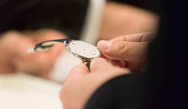 Pierre Arpels Heure d’ici & Heure d’ailleurs｜ピエール アーペル ユール ディシ エ ユール ダイヨール