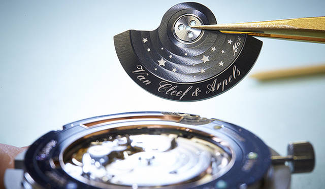 Midnight Planetarium｜ミッドナイト プラネタリウム