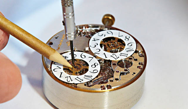 Pierre Arpels Heure d’ici & Heure d’ailleurs｜ピエール アーペル ユール ディシ エ ユール ダイヨール