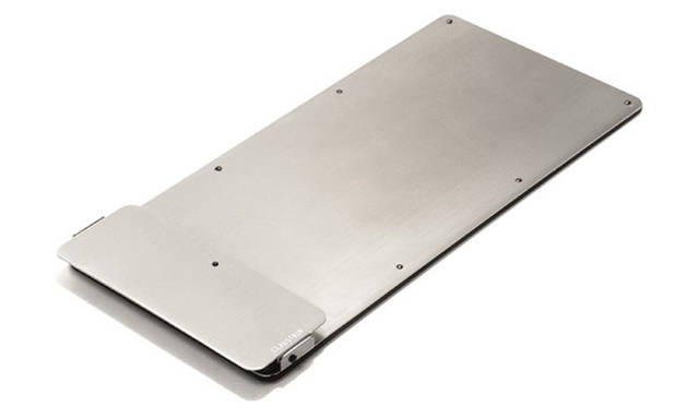 クリップボード7560円／ヘアライン