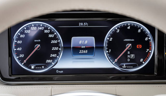 mercedes_benz_s500_coupe_28