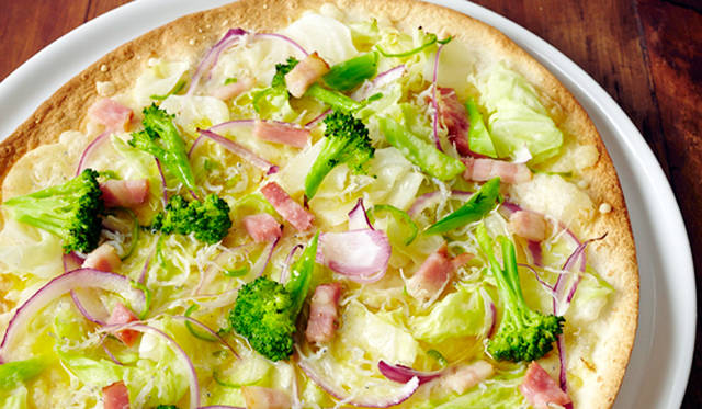 野菜としらすと青唐辛子