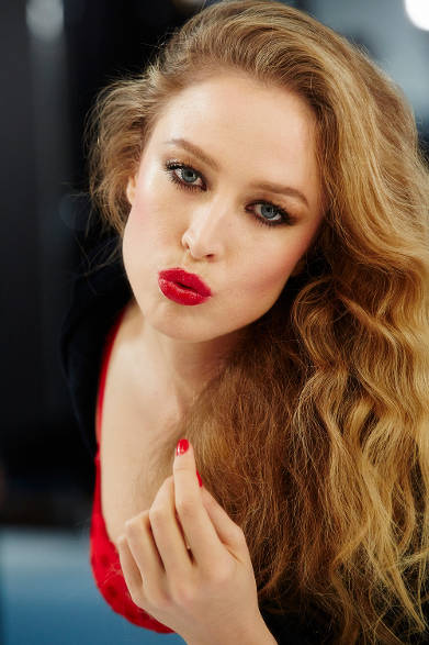 Raquel Zimmermanラケル・ジマーマン