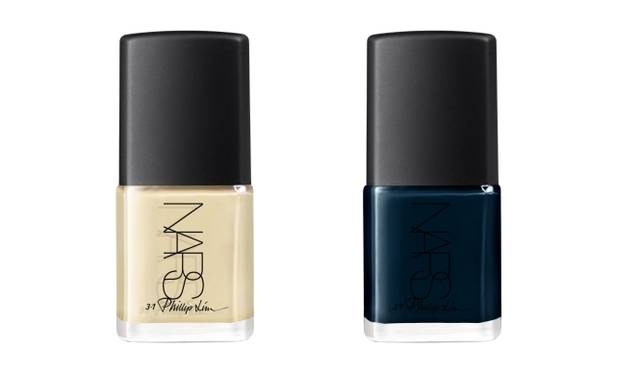 （左より）3.1 Phillip Lim for NARS Anarchy Nail Polish、Darkroom Nail Polish　各2160円（数量限定）