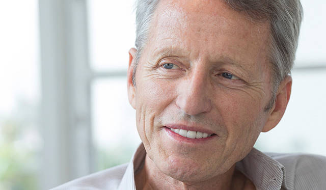 「お茶ってとてもパーソナルなもので、人によって飲み方が全然ちがう。本当は緑茶なら3分、紅茶なら5分待つのが鉄則なんですが、お茶って“完全にできていない”状態でも楽しむことができる。タイミングを見極めるのはあなた自身の裁量なんです」