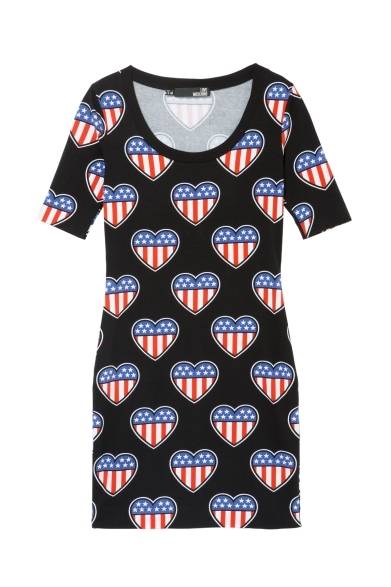 <strong>LOVE MOSCHINO｜「ラブ モスキーノ」日本1号店がラフォーレ原宿にオープン</strong><br />Dress　2万5920円