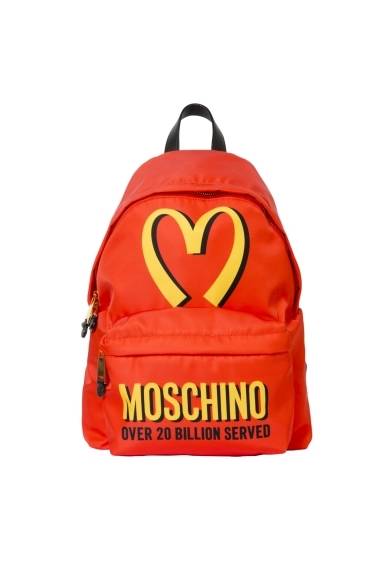 <strong>MOSCHINO｜「モスキーノ」の期間限定ショップ登場</strong><br />Bag　8万9640円