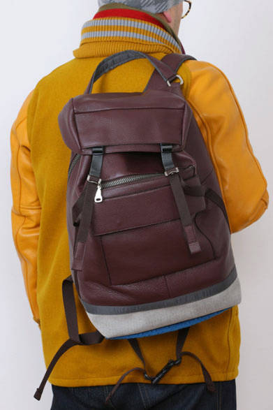 2014-15年秋冬コレクション　「ALICK」（W280×H470×D200mm）8万8560円