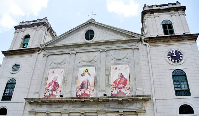 47 <strong>マカオ</strong> 盧家大屋の路地を抜けたところにある大堂・主教座堂