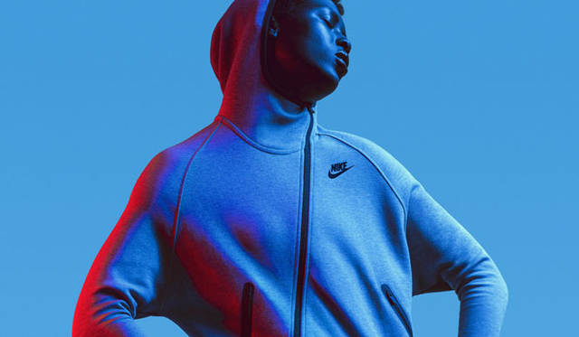<strong>NIKE SPORTSWEAR｜ナイキ スポーツウェア</strong>　2014年秋 ナイキ テックパック、テックフリースコレクション　ウィメンズ　ナイキ テックバタフライ ジャケット 1万3932円