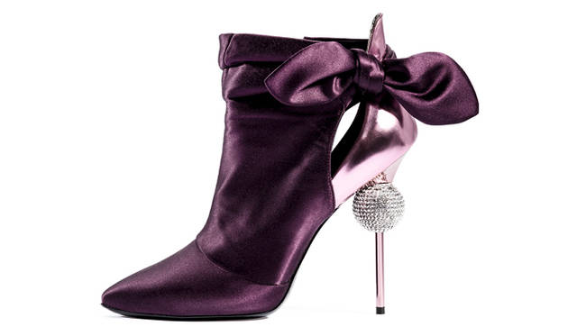 <strong>Roger Vivier｜ランデヴーコレクションのオーダー会開催</strong><br />シューズ　29万6000円（税抜予定価格）