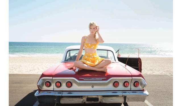 <strong>MICHAEL KORS｜クレイボーン・スワンソン・フランクによる新作写真集『YOUNG HOLLYWOOD』発売</strong>　アイルランド・ボールドウィン