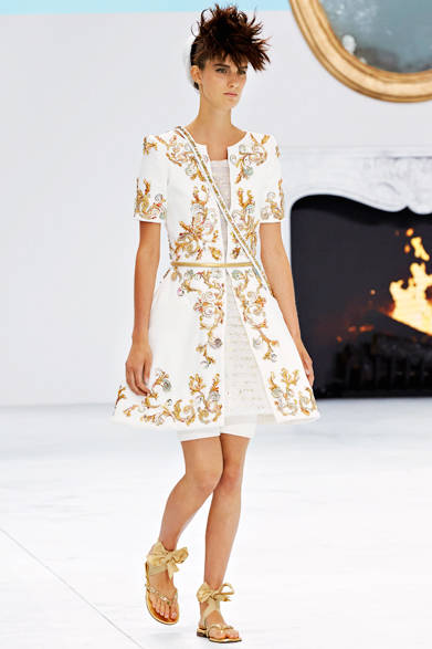 2014年秋冬オートクチュールコレクション © CHANEL