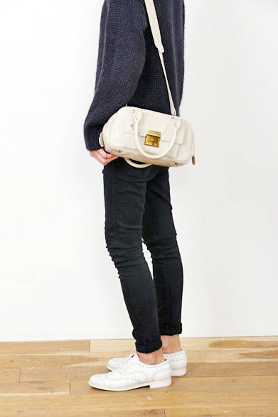 新作「MAZE」（W260×H125×D110mm）4万3200円