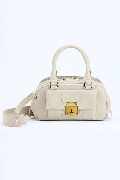 新作「MAZE」（W260×H125×D110mm）4万3200円