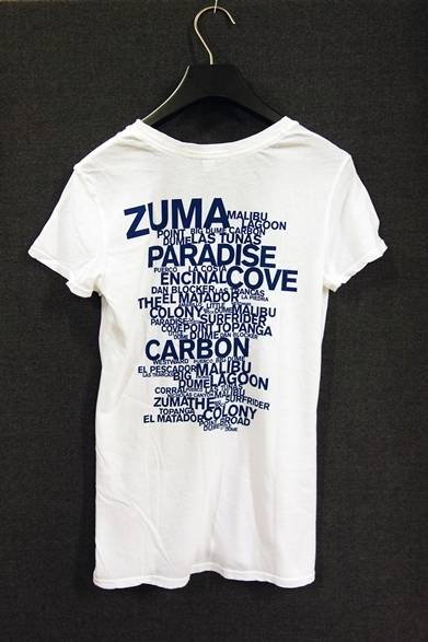 <strong>JAMES PERSE｜丸の内にジェームス パースの新ショップ誕生</strong><br />ウィメンズ　限定Tシャツ　8100円