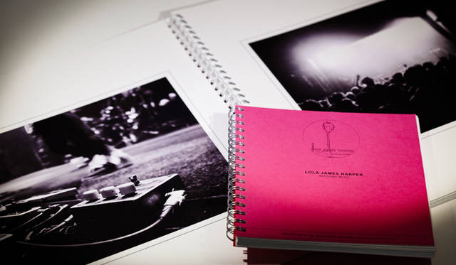 写真集の中にも、パリの最旬のカルチャーがたっぷり