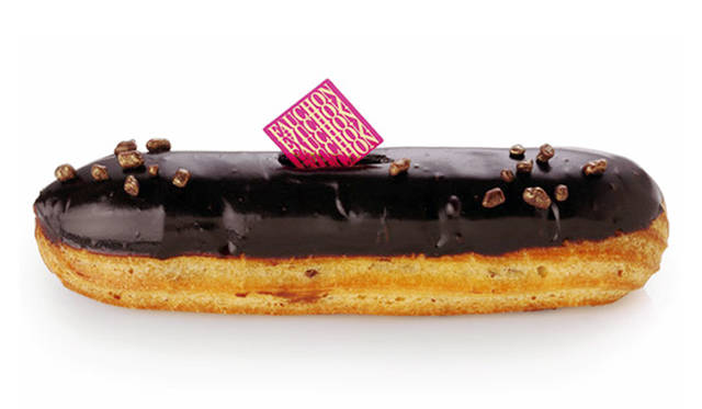 「エクレール オ・ショコラ」