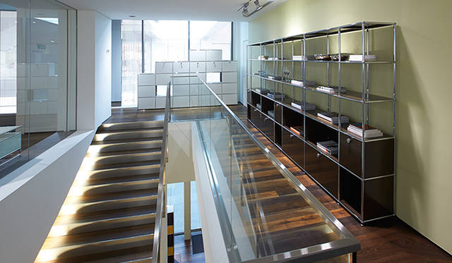 USMモジュラーファニチャーショールーム 内観