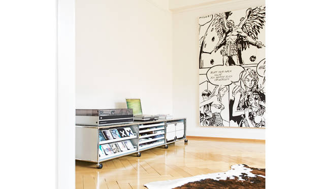 AVボード　ピュアホワイト