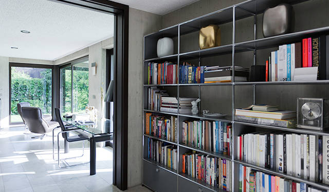 壁面収納　ミッドグレー