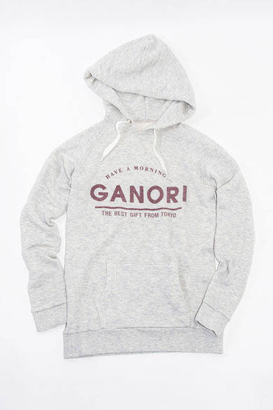 「B:MING LIFE STORE by BEAMS」×グラノーラ専門店 「GANORI」 コラボアイテム<br />スウェットパーカ1万260円