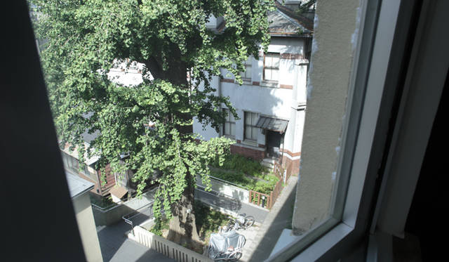 平成18年に分譲の集合住宅として生まれ変わった「求道学舎」