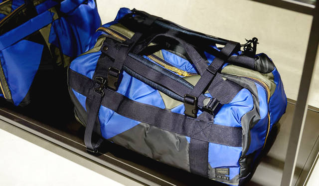 <strong>4階 「インターナショナルクリエーターズ」がリニューアルオープン</strong><br />3ウェイ ダッフル バッグ10万5840円 [阪急メンズ東京限定]（MARNI）