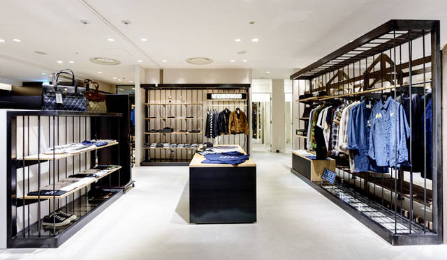 <strong>4階 「インターナショナルクリエーターズ」がリニューアルオープン</strong><br />「NEIGHBORHOOD（ネイバーフッド）」