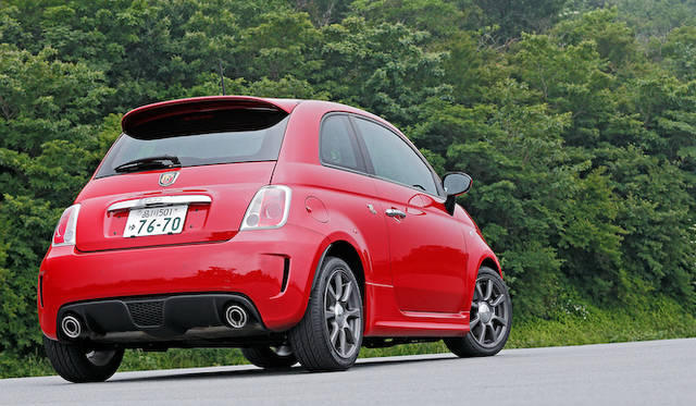 <strong>Abarth 500｜アバルト 500（5段MT）</strong><Br / >