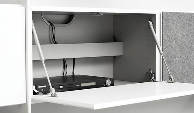 フレキシブルで変幻自在な収納「LUGANO 壁面収納」の奥行きは3タイプから選べる