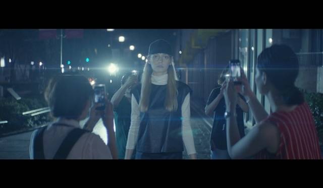 <strong>EN ROUTE｜新ブランド「アンルート」が街中でファッションショーと一般参加型のイベントを開催</strong>　