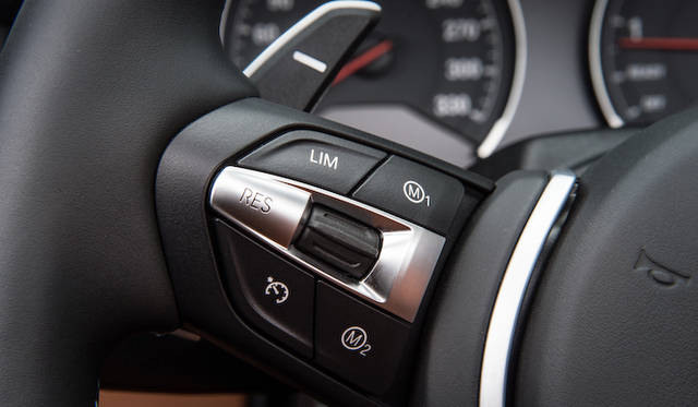 <strong>BMW M4 Convertible｜ビー・エム・ダブリュー M4 カブリオレ</strong>