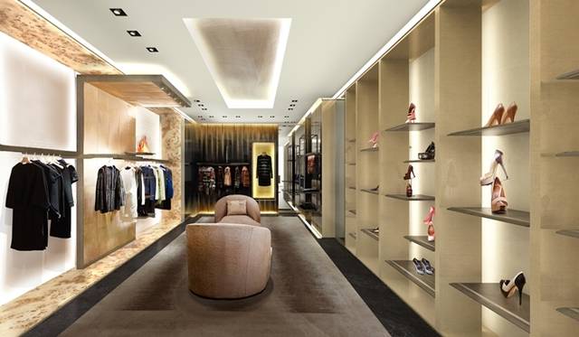 <strong>FENDI｜松屋銀座店がリニューアルオープン</strong><br />