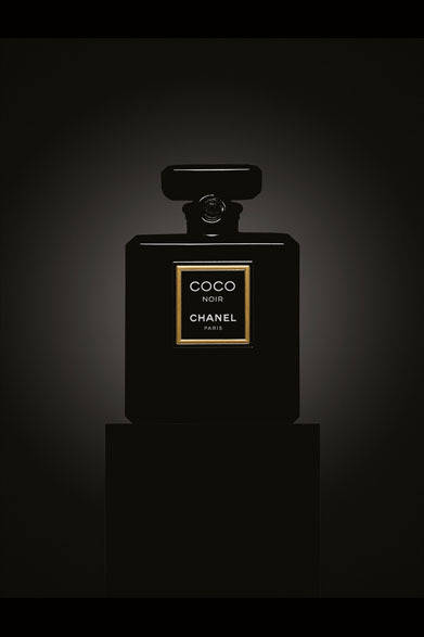 <strong>CHANEL｜シャネル</strong>　特別限定品「ココ ヌワール」 [香水 15ml] 2万4840円　※9月5日発売　© CHANEL