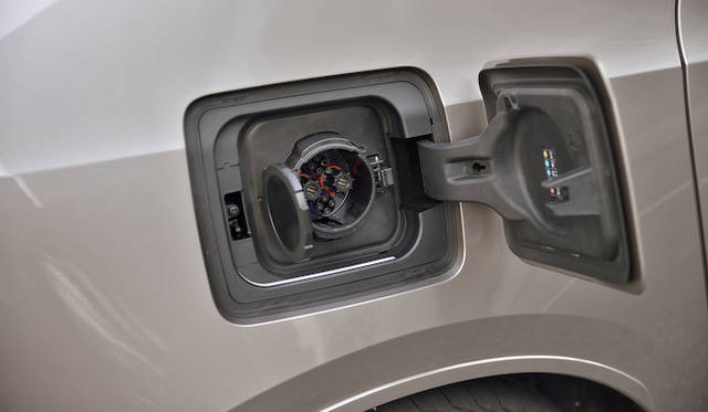 <strong>BMW i3｜ビー・エム・ダブリュー i3</strong>