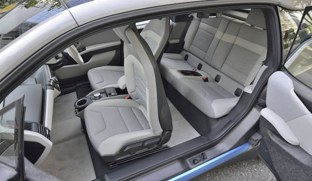 <strong>BMW i3｜ビー・エム・ダブリュー i3</strong>