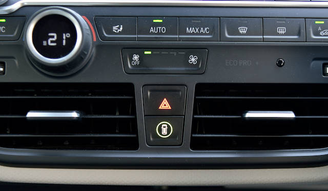 <strong>BMW i3｜ビー・エム・ダブリュー i3</strong>