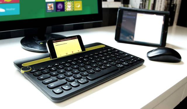 <strong>Logicool｜ロジクール</strong>　「ロジクール Bluetooth® マルチデバイス キーボード K480」（※本製品画像はU.S.キーレイアウト版です。国内モデルは日本語版レイアウトとなります）