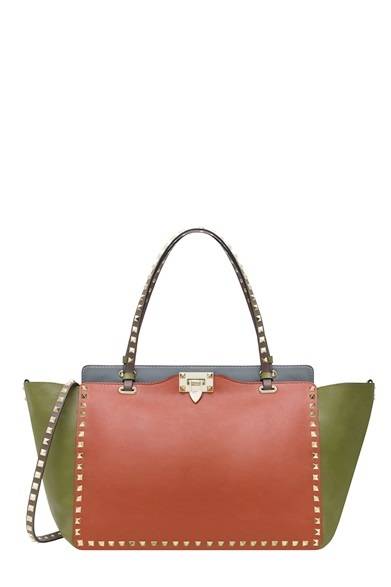 <strong>VALENTINO GARAVANI｜伊勢丹新宿店にてポップアップストア開催</strong><br />MEDIUM TOTE　24万2000円(税抜）