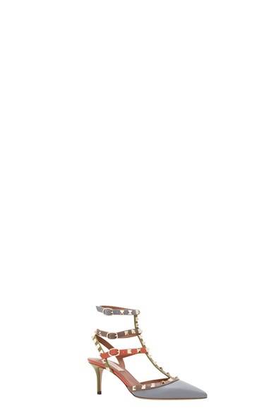 <strong>VALENTINO GARAVANI｜伊勢丹新宿店にてポップアップストア開催</strong><br />パンプス　11万3000（税抜）