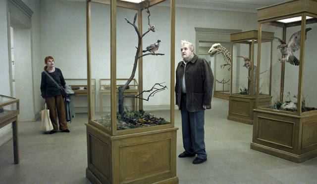 コンペティション部門　金獅子賞：<br /> 『En duva satt på en gren och funderade på tillvaron（A Pigeon Sat on a Branch Reflecting on Existence）』　© la Biennale di Venezia - Foto ASAC© la Biennale di Venezia - Foto ASAC