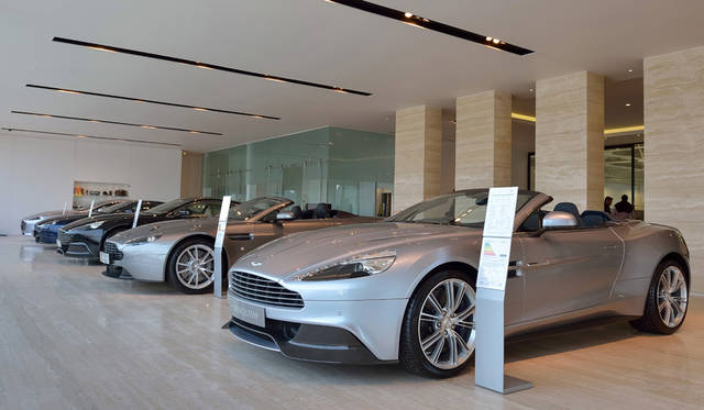 レストアされたモデルの販売もしている